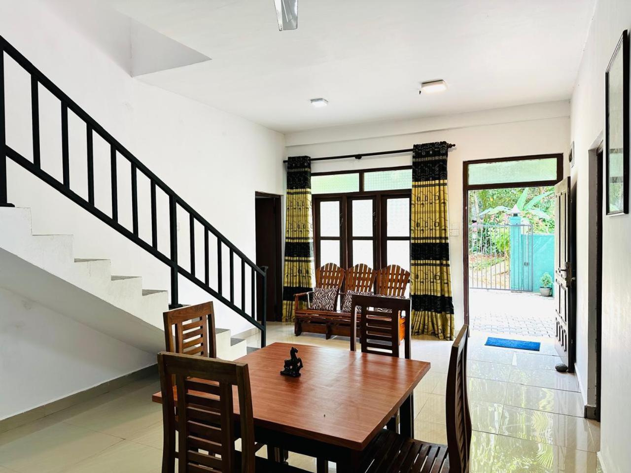 La Riya Ella - 05 Minutes To Ella Town Bed & Breakfast Bagian luar foto