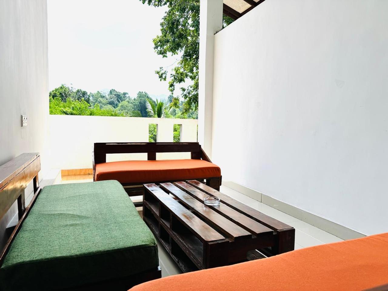 La Riya Ella - 05 Minutes To Ella Town Bed & Breakfast Bagian luar foto